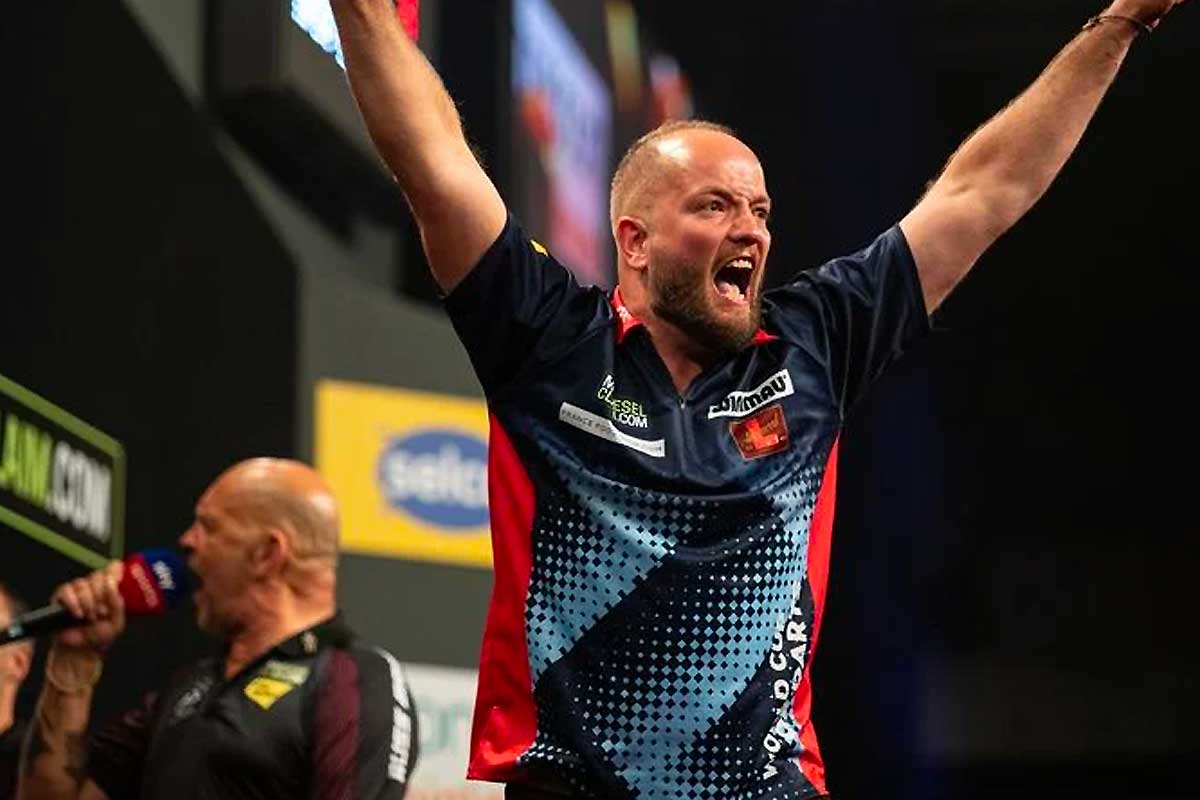 Thibault Tricole, premier Français victorieux au PDC World Championship de fléchettes !