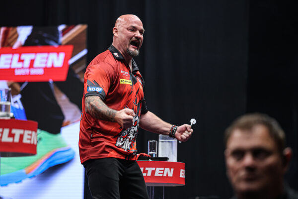 Karel Sedlacek dans le top européen après le premier jour du Championnat de Darts