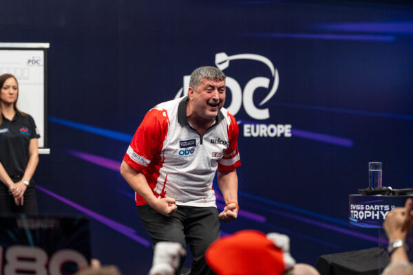 Mensur Suljovic répond à Ross Smith après la controverse du Swiss Darts Trophy « De quoi se plaint-il ? »